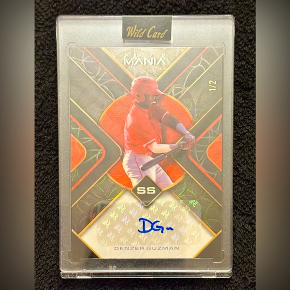 2023 Wild Card Auto Mania
Denzer Guzman
#1/2 - Picture 1 of 2